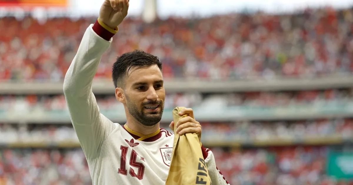 Uruguay slump to shock early World Cup exit after Baena strike sends Spain through