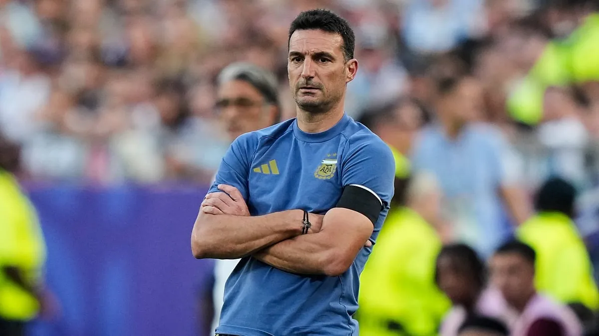 Argentina head coach Lionel Scaloni watches from the sidelines during the World Cup quarterfinal soccer match against Switzerland in Kansas City, Mo., Saturday, July 11, 2026.
