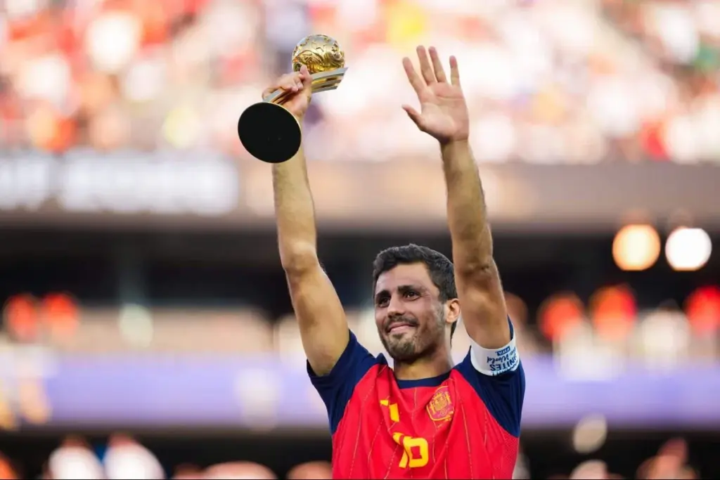 Barcelona? Real Madrid? Man City's Rodri has a decision to make
