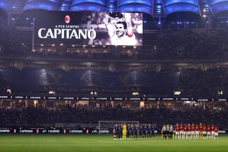 Milan and Inter players pay tribute to Franco Baresi in Perth.